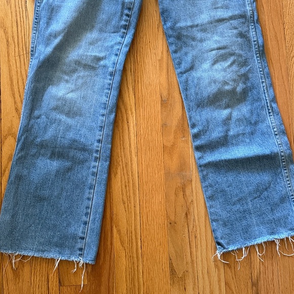AMO sz 28 High Rise Kick Crop in Topanga Light Blue Denim Jeans, great condition - Picture 4 of 10